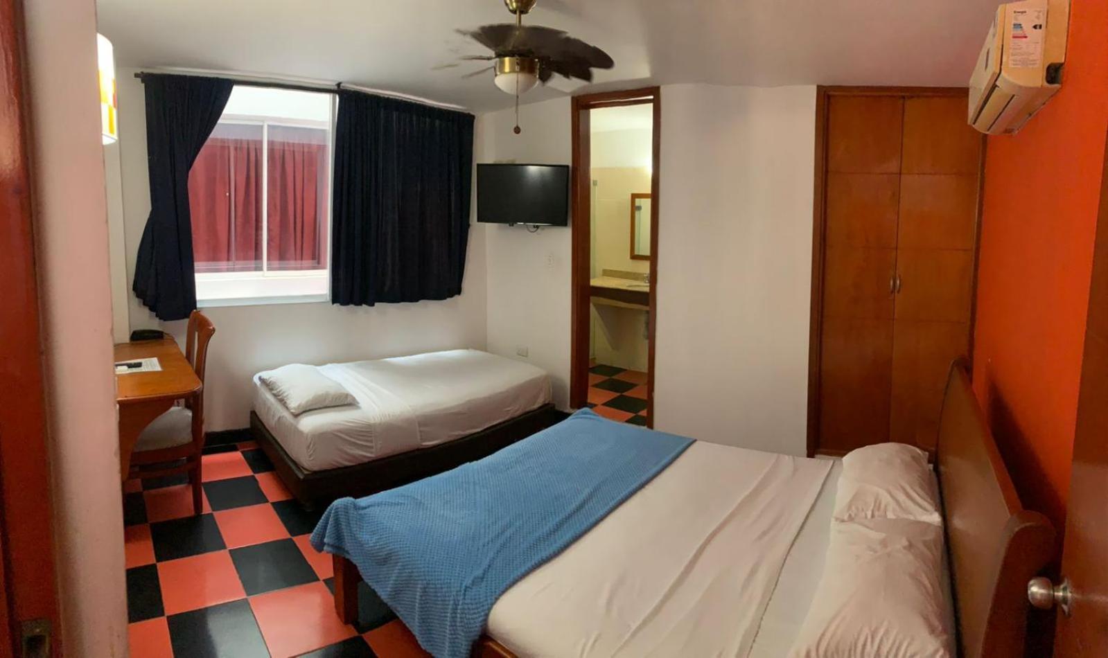 Hotel Bahia Plaza Santa Marta  Extérieur photo